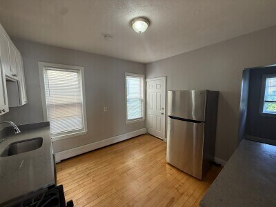 Building Photo - 139 Bowdoin St