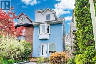 Building Photo - 846 Carlaw Ave