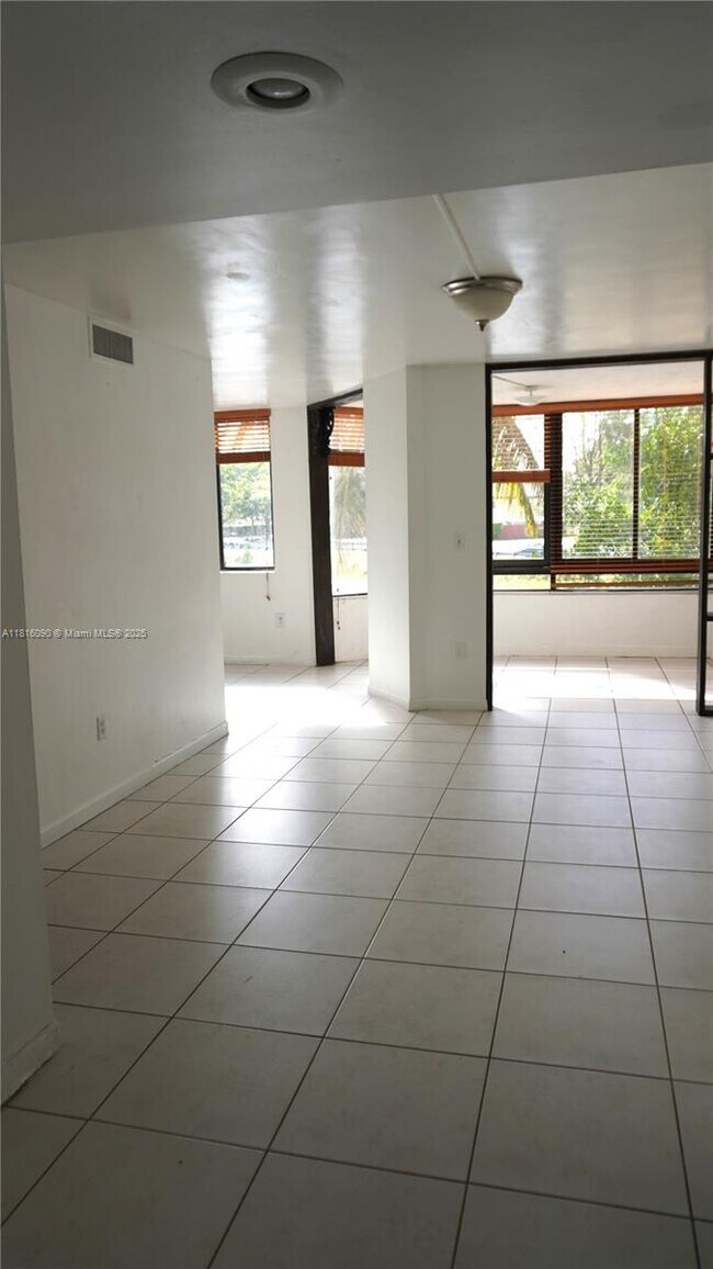 Building Photo - 8305 SW 152nd Ave