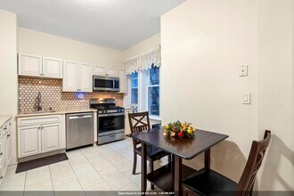 Building Photo - 282 Magnolia Ave