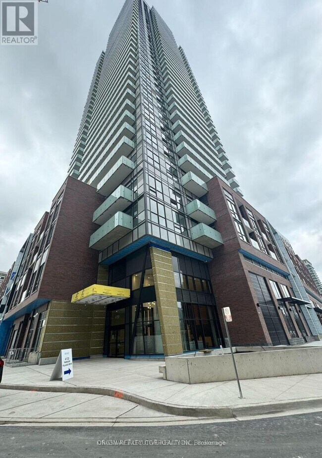 Building Photo - 4130 Drive 409 Dr