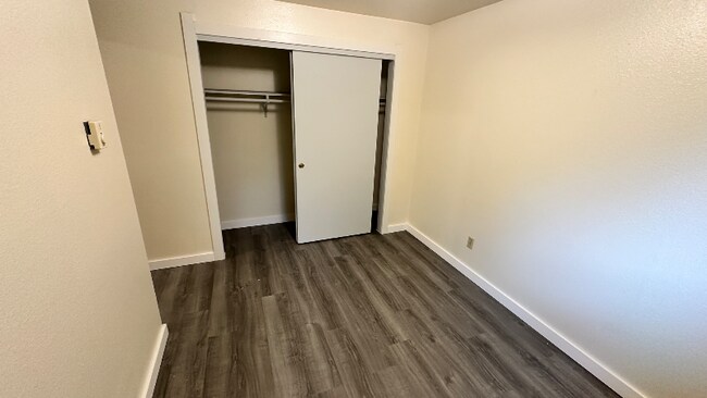 Foto del edificio - 2312 N 134th St