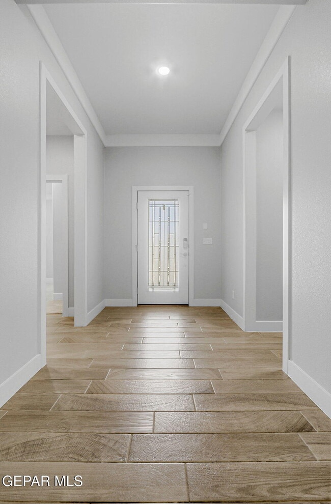 Foto del edificio - 13580 Lawkland St