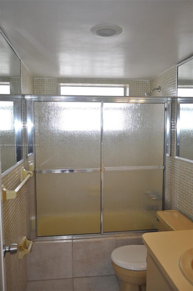 Foto del edificio - 910 Jefferson Ave