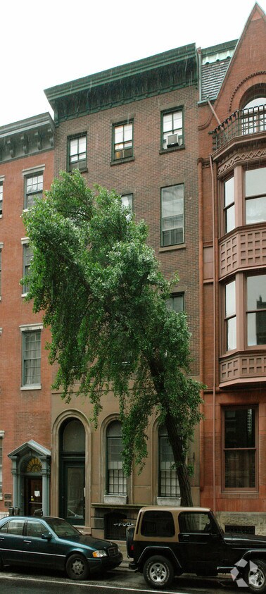 Building Photo - 1826 Spruce St
