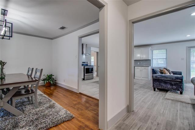 Building Photo - 702 Ridgedale Dr