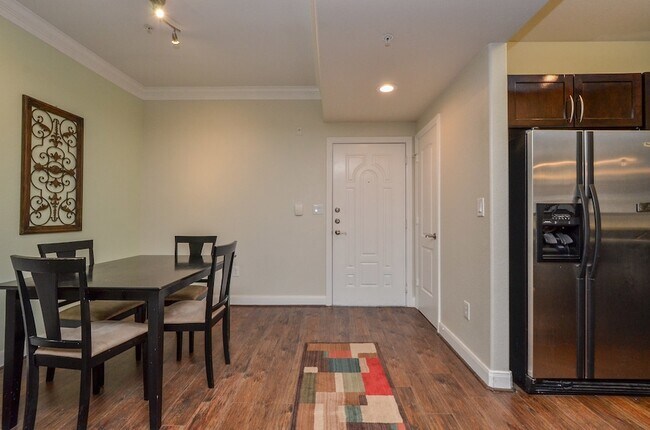 Building Photo - 2299 Lone Star Dr