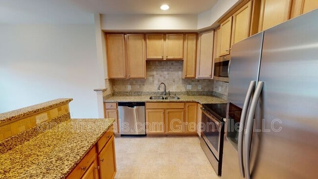 Building Photo - 477 Woodbark Ct