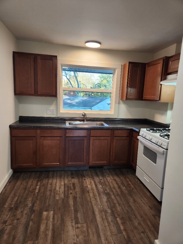 4707 Kent Rd Kent, OH 44240 – photo 5
