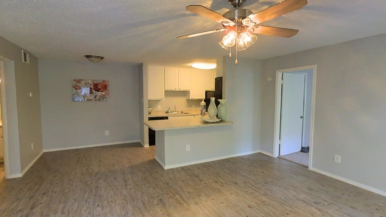 Photo - The Grove Apartments