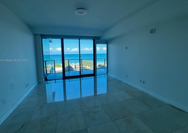 Building Photo - Oceana Key Biscayne Large 3 bedroom for rent