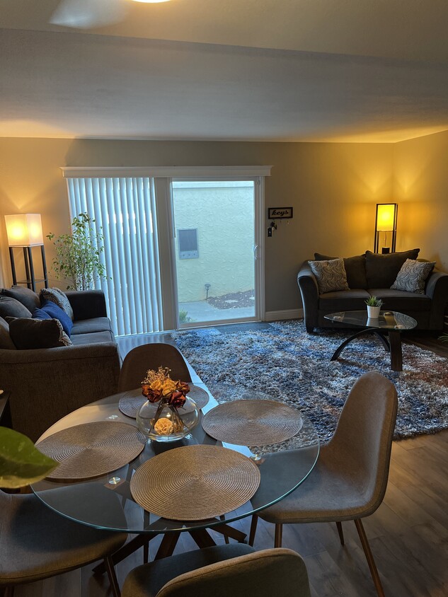 Living and Dining Room - 59 Meadowbrook Ave