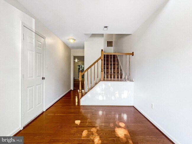 Foto del edificio - 12402 Everest Peak Ln