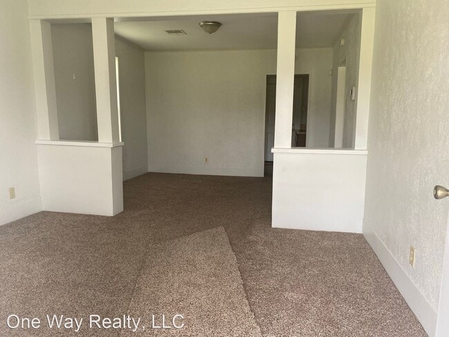 Building Photo - 2 br, 1 bath House - 2213 11th st