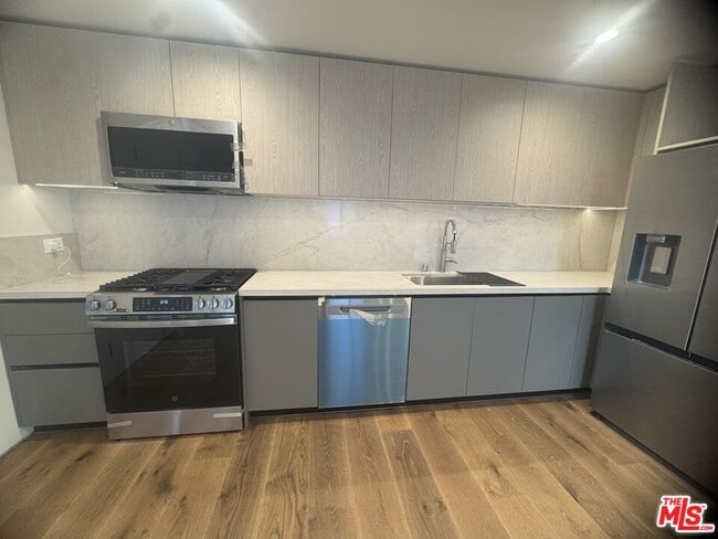 Building Photo - 8261-8264 4th St