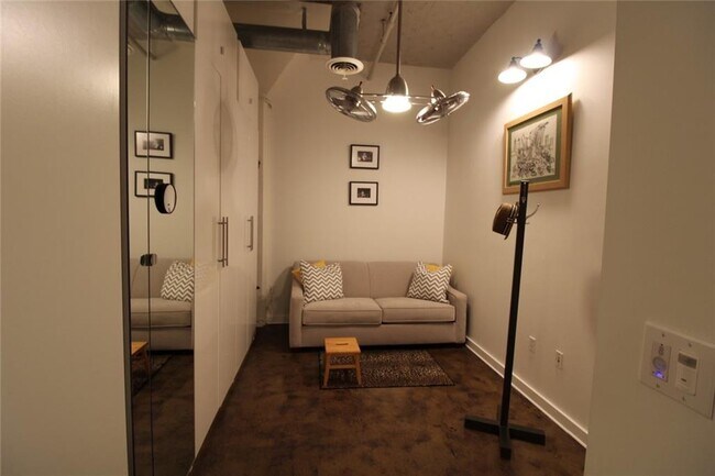 Foto del edificio - 172 Haynes St SW