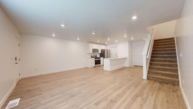 Foto del edificio - Newer Old Sorrel Townhome