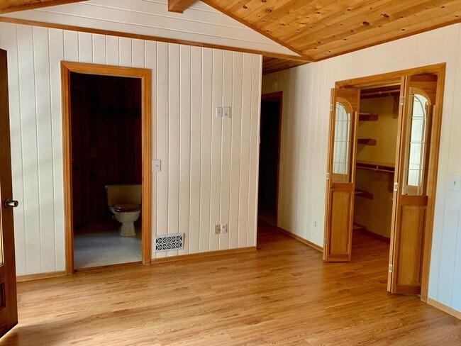 Foto del edificio - Studio, 1 bath House - 2271-B Alamo Pintad...