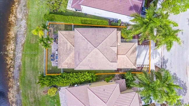 Foto del edificio - 920 Golden Cane Dr