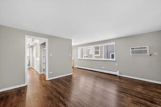 Building Photo - 985 Corona St
