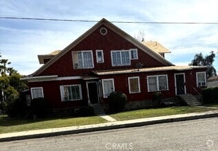 Building Photo - 690 N Caswell Ave