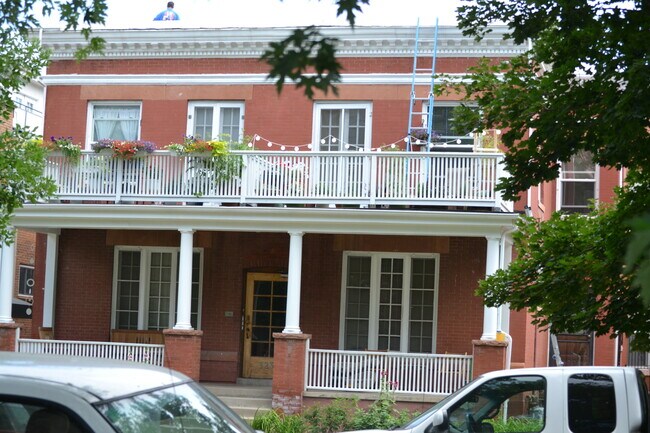 Foto del edificio - 1232 N Gaylord St