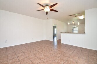 Building Photo - 18142 Sorrell Oaks Ln