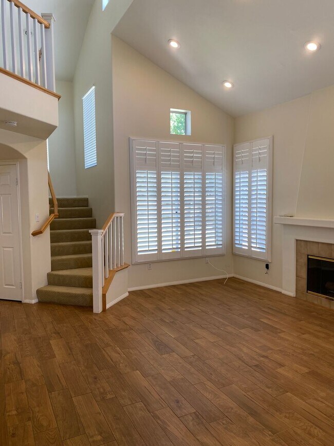 Foto del edificio - Gorgeous Single Family House - Available June 2026!