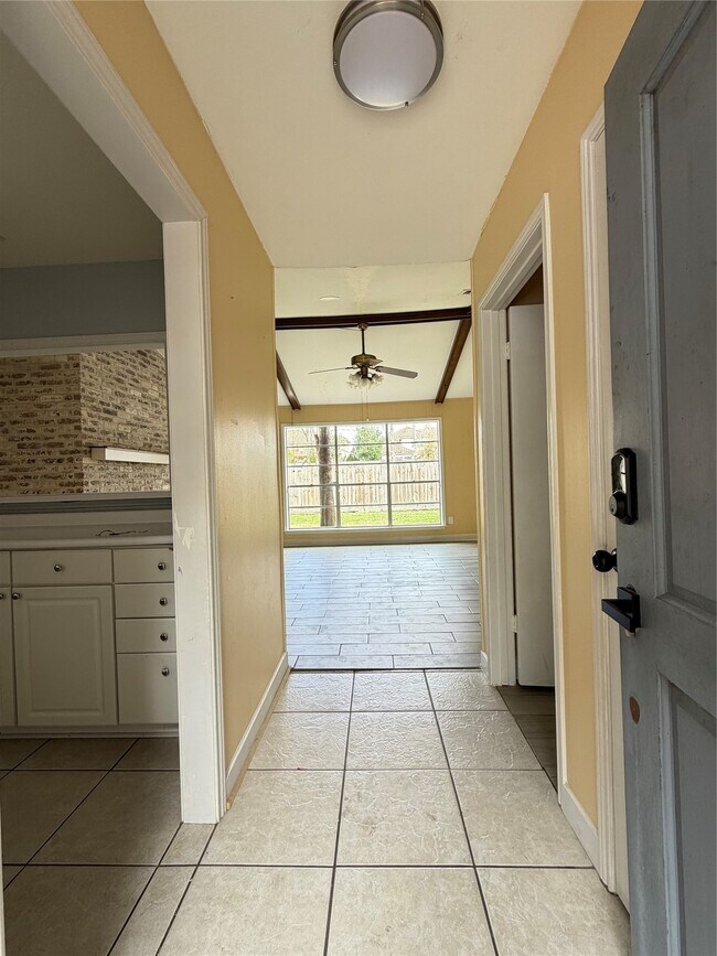 Foto del edificio - 13722 Burgoyne Rd