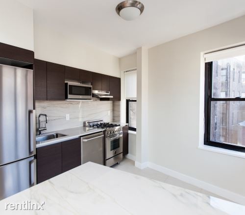 Foto principal - 295 Clinton Ave