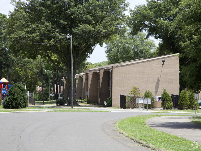 Foto del edificio - Liberty Street Apartments