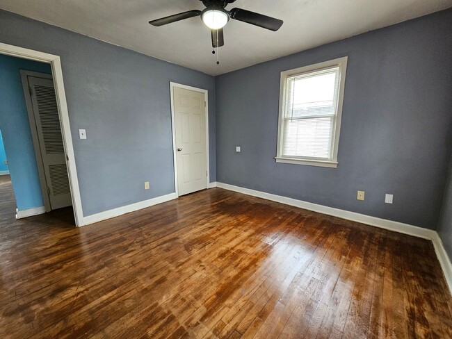 Building Photo - Hickory9451