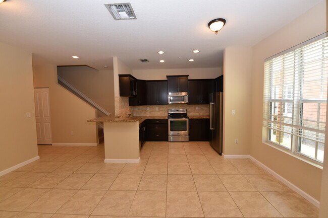 Foto del edificio - 709 SW 2nd Terrace