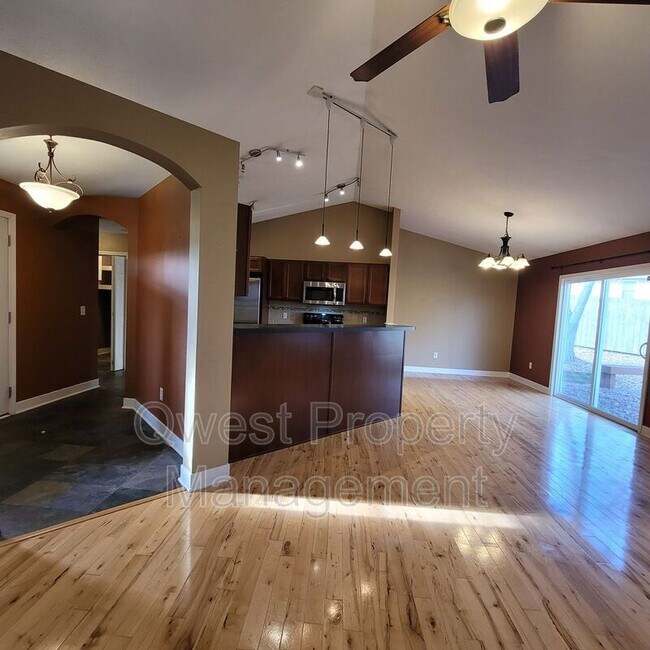 Foto del edificio - 79 River St