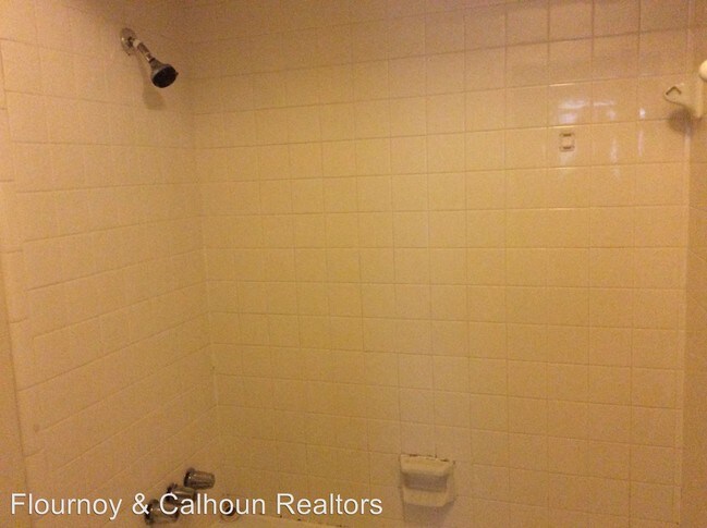 Building Photo - 2 br, 1 bath House - 1208 18th Avenue