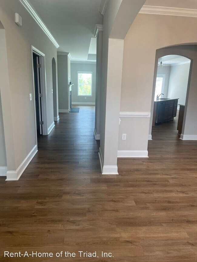 Building Photo - 3 br, 2 bath House - 3722 Echo Forest Trail