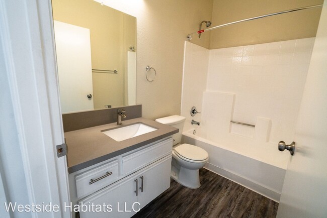 845 S. Kingsley- fully renovated unit in K... photo'