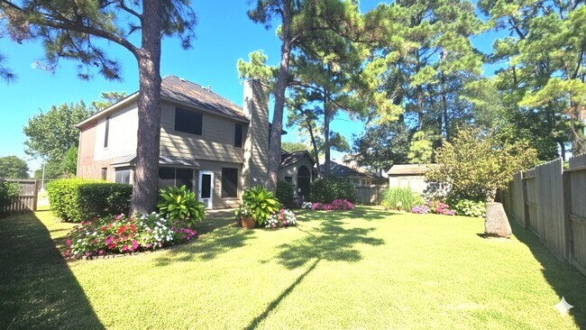 Building Photo - 14043 Fairwood Breeze