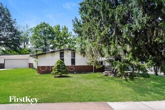 Building Photo - 3120 Durwood Dr