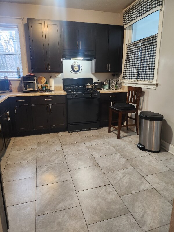 Primary Photo - 7258 S Lafayette Ave