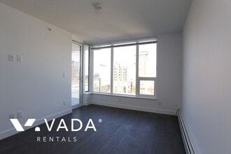 Building Photo - 231 E Pender St