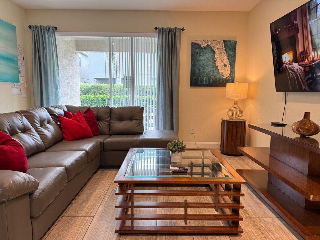 Foto principal - 520 Lasso Dr