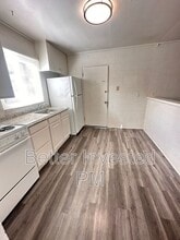 Building Photo - 570 Talmage Rd