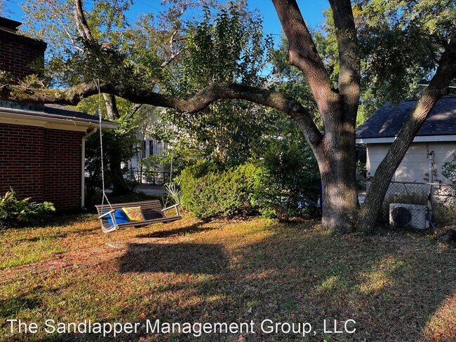 Building Photo - 2 br, 2 bath House - 725 Woodward Road