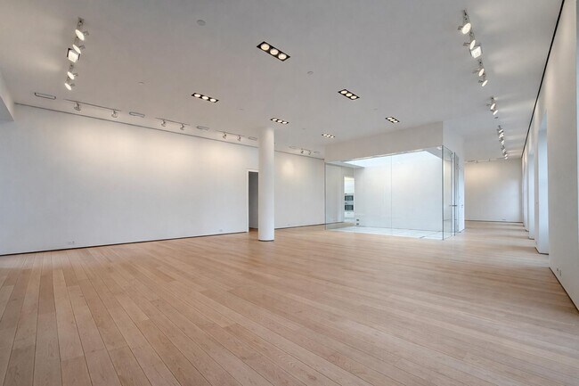 Foto del edificio - 54 Bleecker St