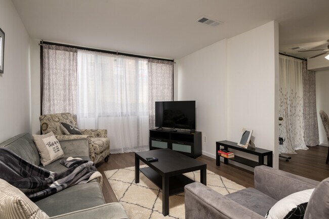 Foto del edificio - 487 N Armistead St