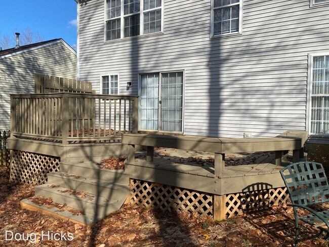 Foto del edificio - 3 br, 2.5 bath House - 1527 Rumstone Ln