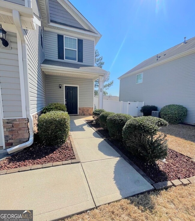 Building Photo - 149 High Point Way