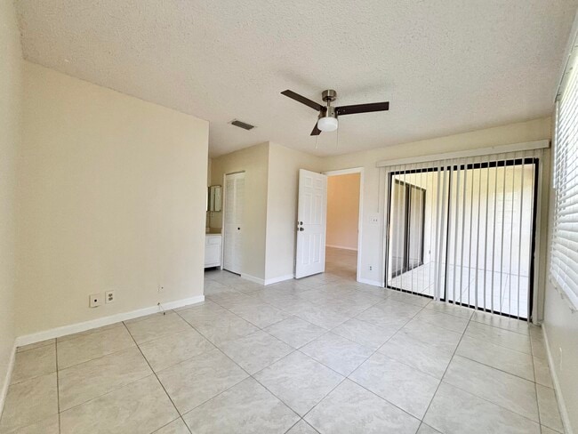 Building Photo - 3151 Leewood Terrace