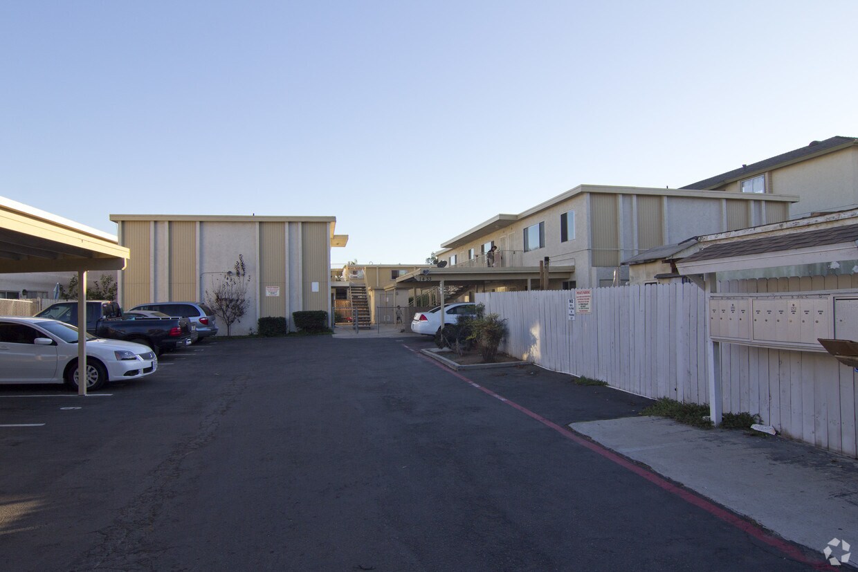 Foto principal - 1433 Hemlock Ave